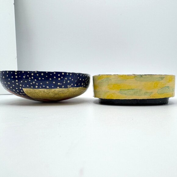 Hand-Painted Vtg Wood Christmas Trinket Box Santa Reindeer Holiday Decor 3.25" - Picture 7 of 8